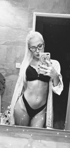  Escortgirl Jellise