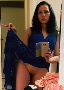 Je t'attend avec lingerie très sexy, et de hauts talons!